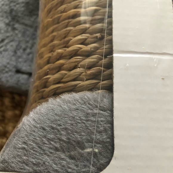 NWOT sea grass 20” cat scratching post - Picture 12 of 12